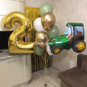 набор шаров на 2 годика, с зелёным трактором